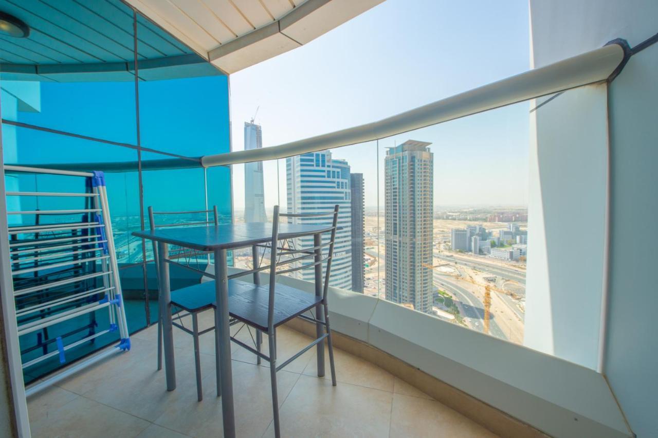 Luxury Escapes - Modern Budget Studio With Balcony In Jlt! Dubai Bagian luar foto